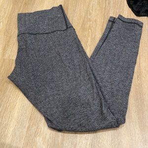 GUC Lululemon leggings